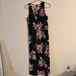 Floral Sleeveless Black Dress